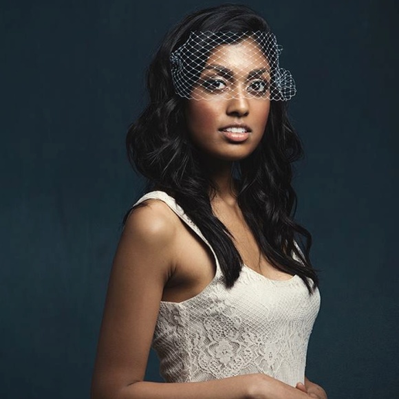 New Handmade Masquerade Mask Birdcage Wedding Veil - Picture 1 of 2
